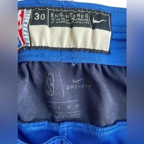 Nike NBA blue authentic Dallas
Mavericks Shorts Sz 30 - Picture 6 of 7
